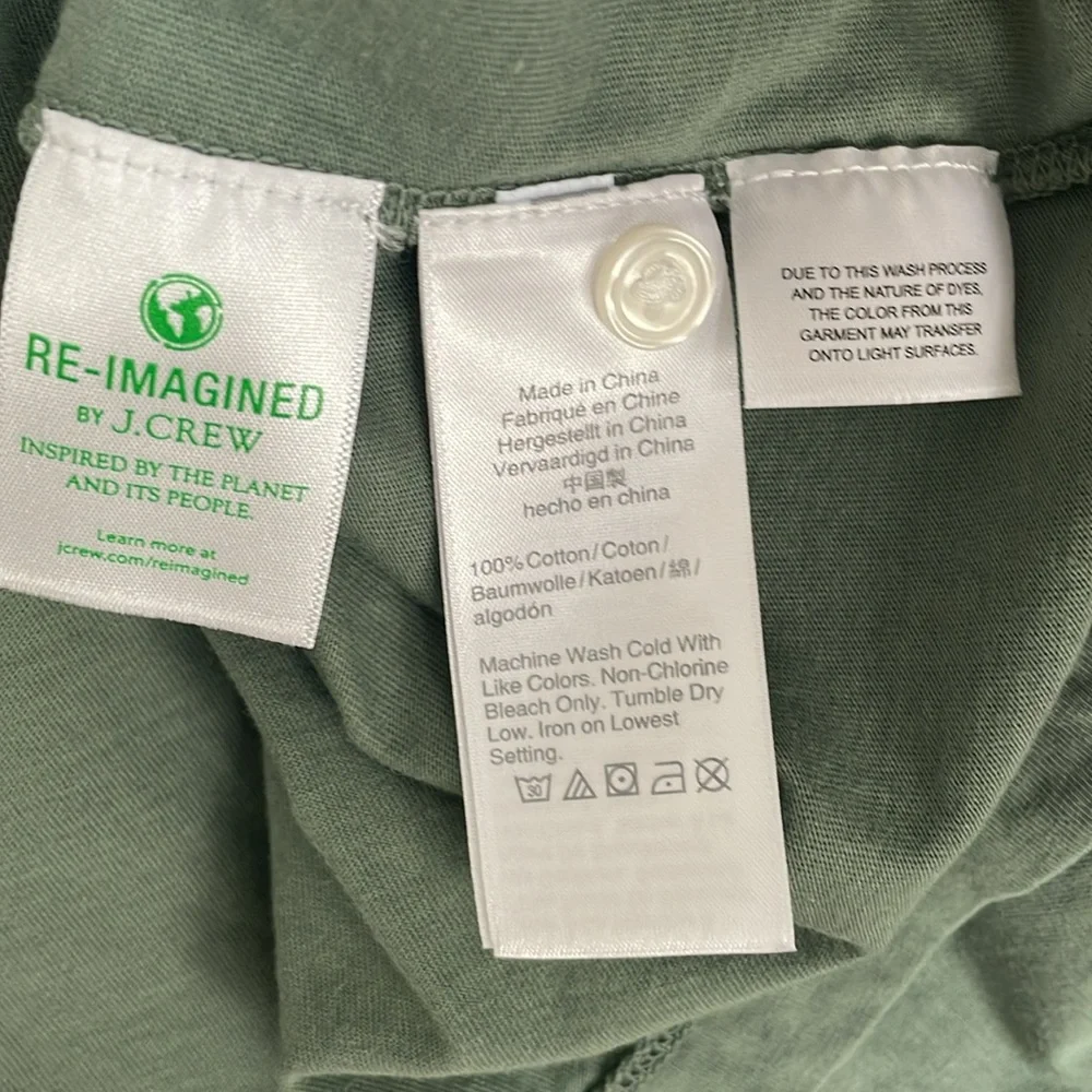 J. Crew‎ broken-in knit goods men’s size XL green long sleeve Henley shirt.
